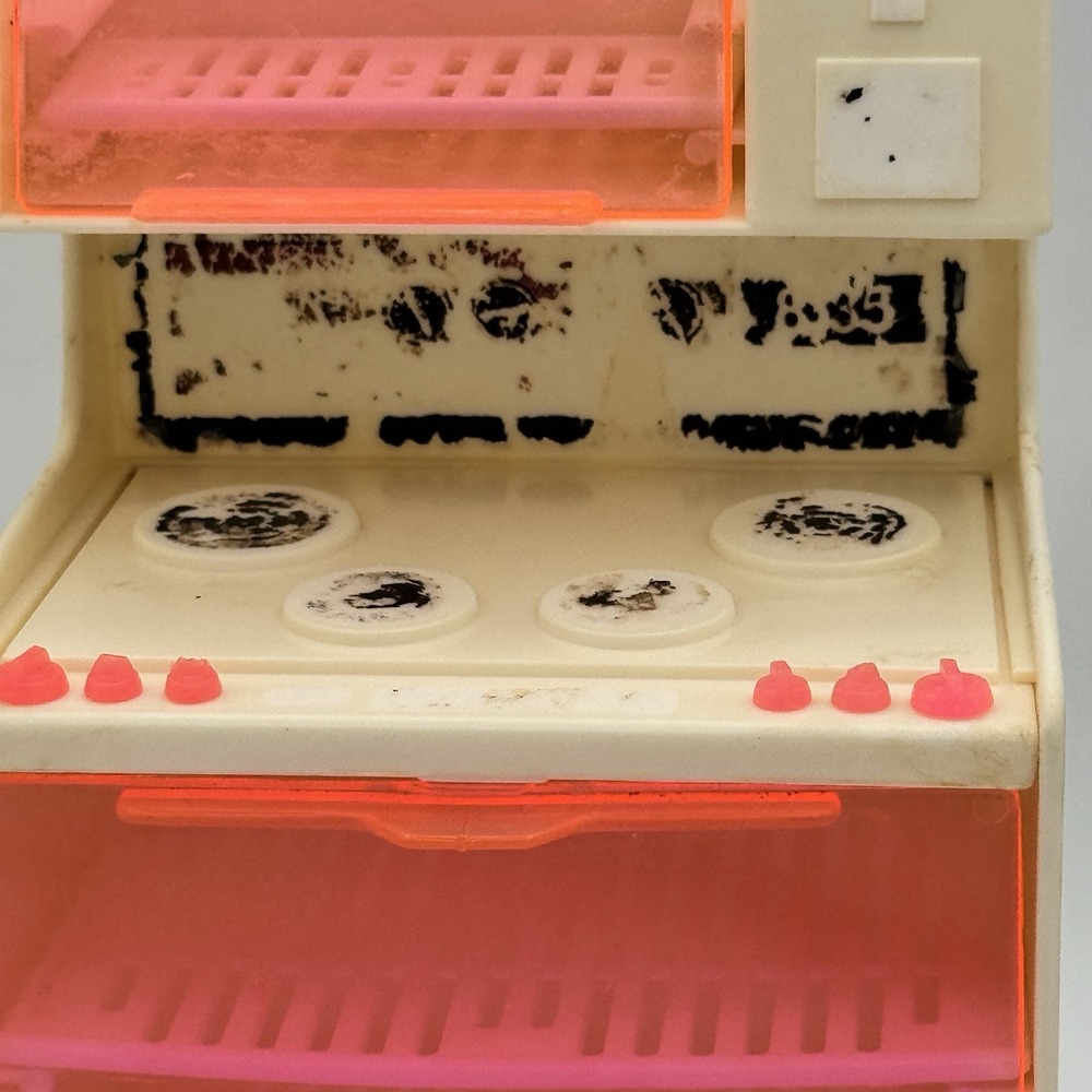 Vintage Barbie Dream House Kitchen Appliance Lot Fridge‎ Stove Oven Pink White - Picture 2 of 8